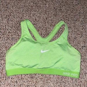 Nike pro sports bra